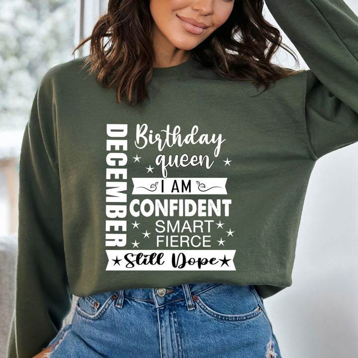 December Birthday Queen - Sweatshirt & Hoodie