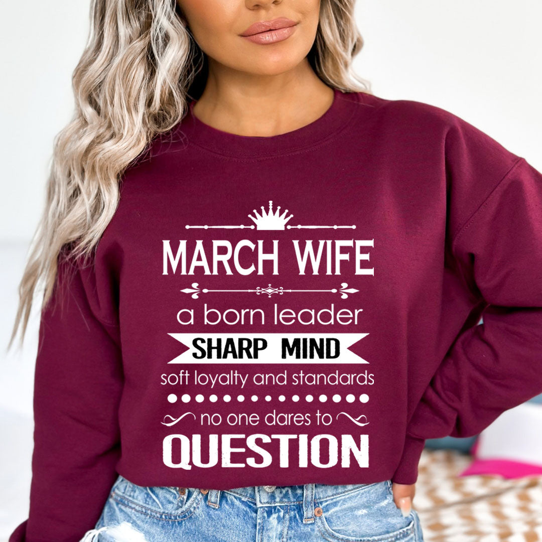 March Wife Sharp Mind - Sweatshirt & Hoodie