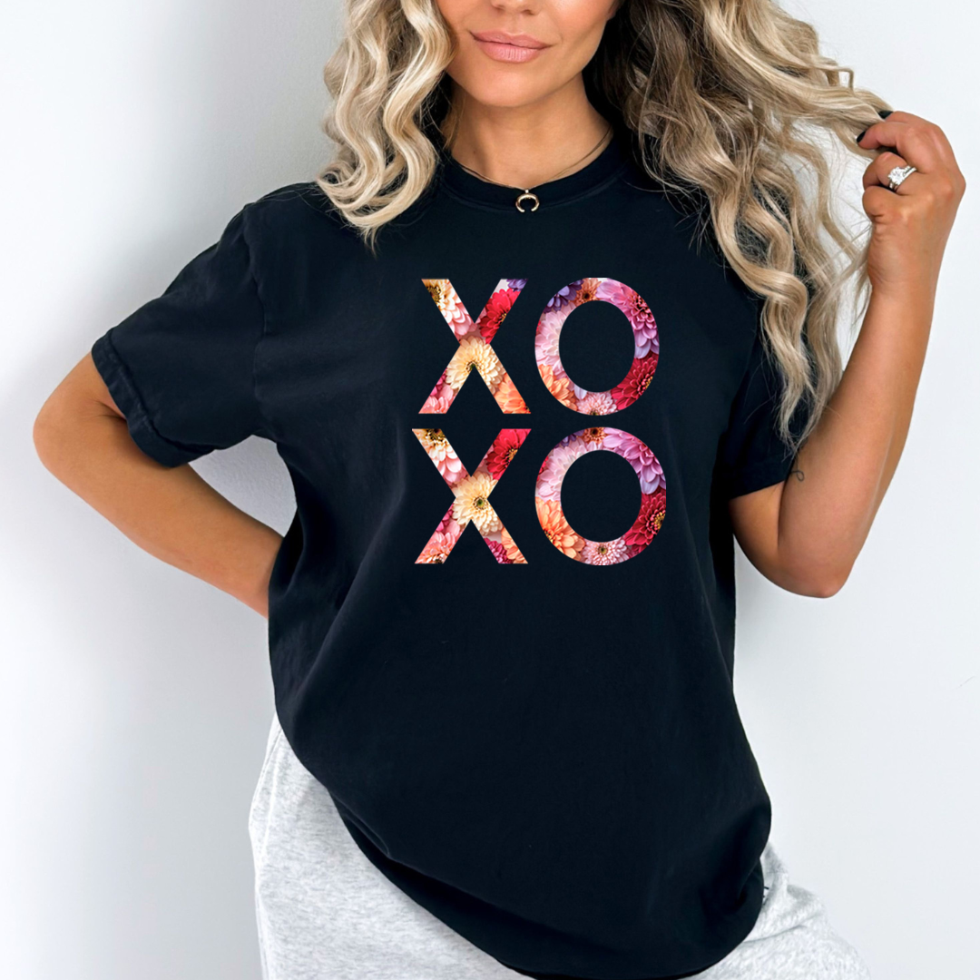 XO XO - Unisex T-Shirt