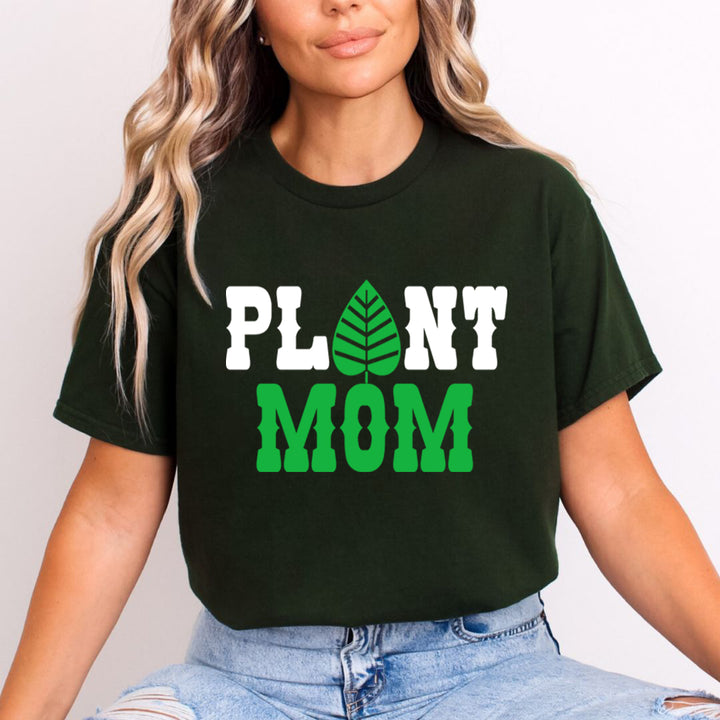 PLANT MOM - Unisex T-Shirt