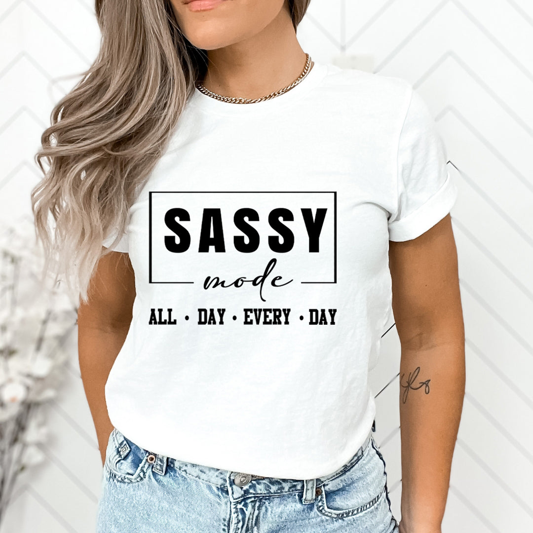 Saasy Mode - Unisex T-Shirt